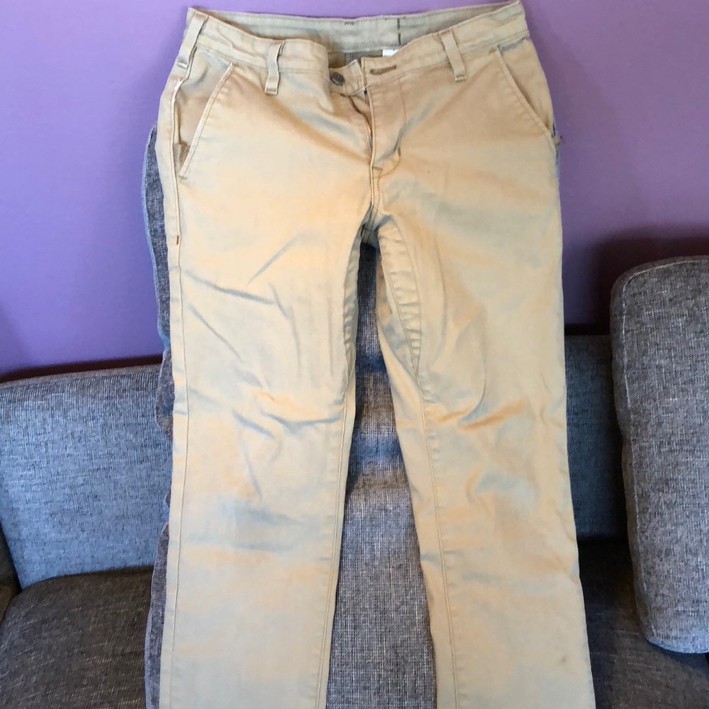 Levi straight legged pants